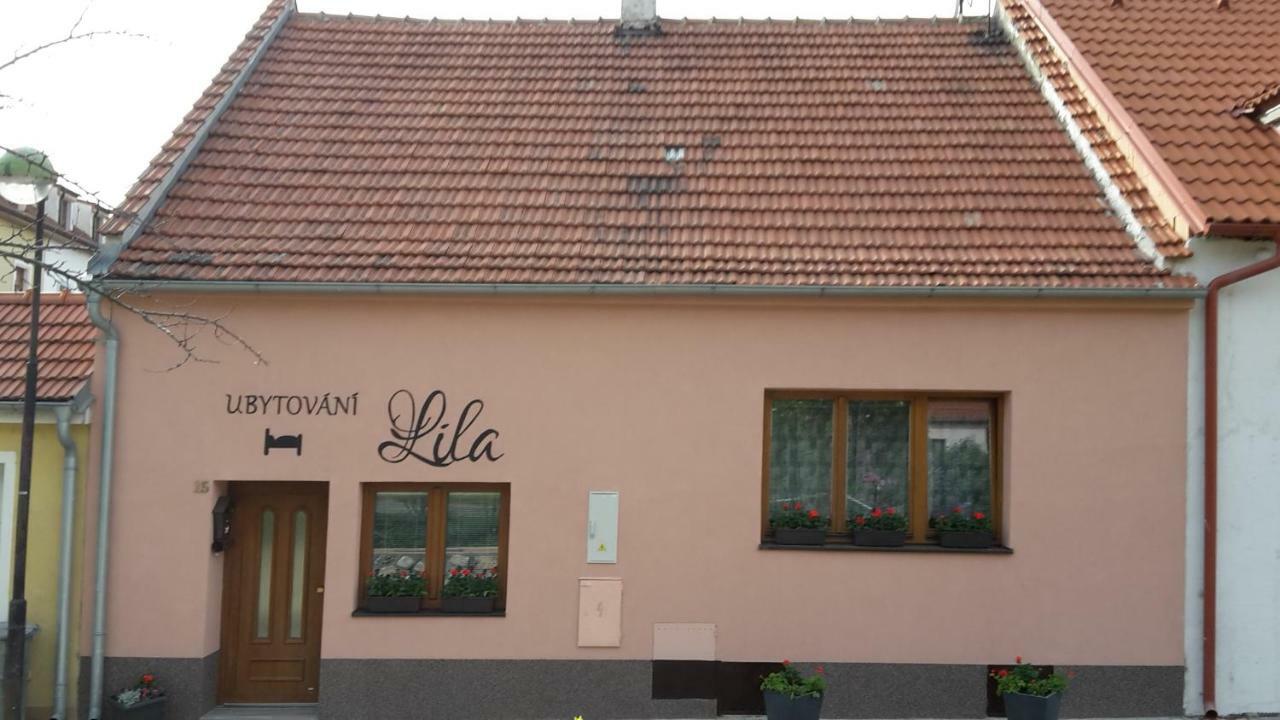 Ubytovani Lila Mikulov Exterior photo